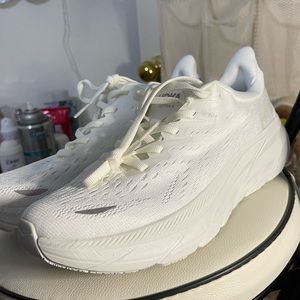 White Hokas size 7.5❗️